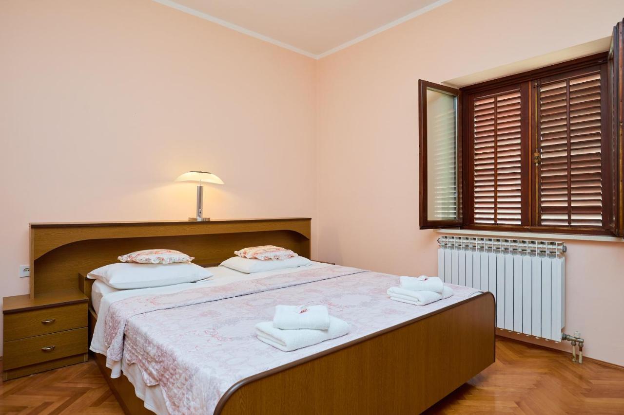 Helton Seaview Apartments Orasac Exterior foto
